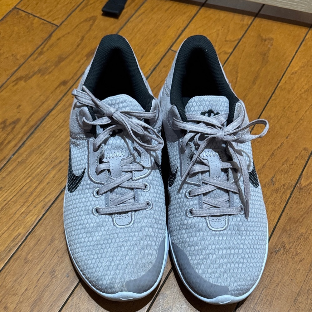 Nike Light Gray and Black Athletic Shoes